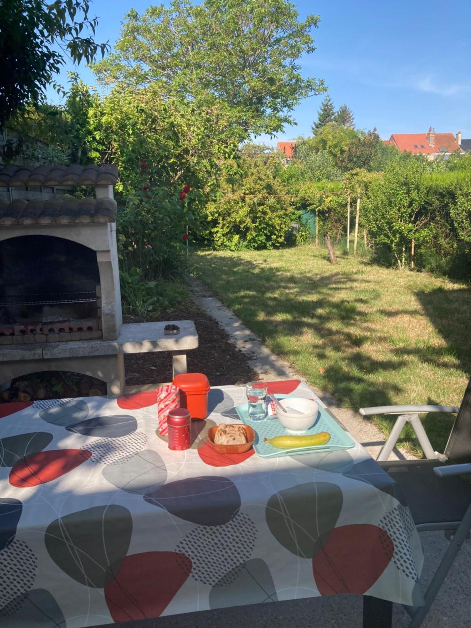 Nice House, Garden And Bbq 3Km From The Beach / Jolie Maison, Jardin Et Bbq A 3 Km De La Plage Coudekerque-Branche Exterior photo